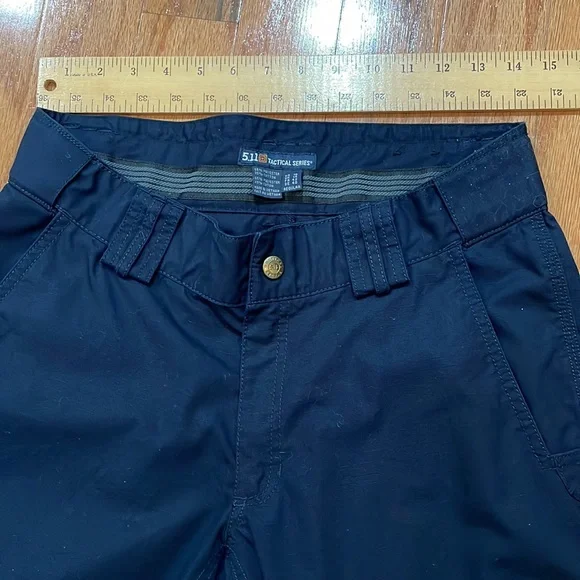 5.11 Tactical Series Women’s Size 10 Cargo Pants Tons of pockets waist grippers - Picture 3 of 14